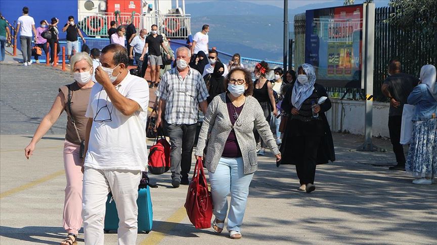 Yenikapi Bandirma Feribot Seferlerinde Bayram Tatili Yogunlugu Basladi