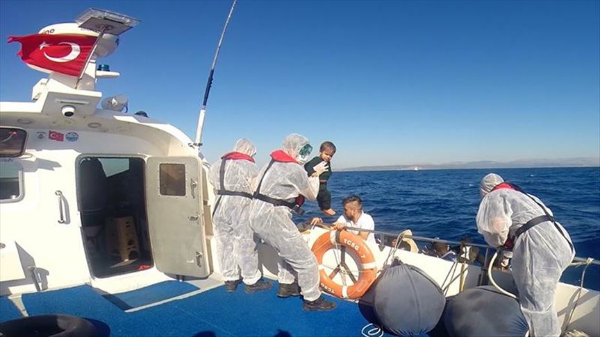 Turkish Coast Guard rescues 74 asylum seekers