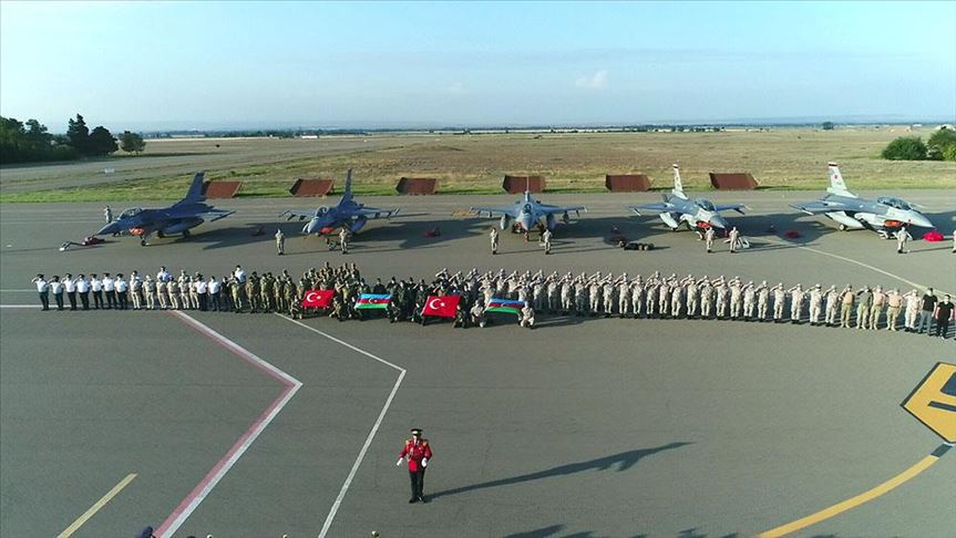 مقاتلات إف-16 التركية تصل أذربيجان