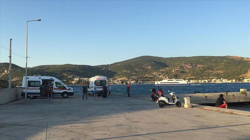 İzmir'in Foça ilçesinde teknenin batması sonucu 4 kişi yaşamını yitirdi