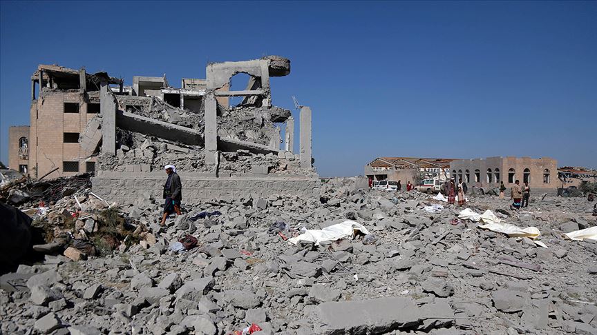 Husiler Suudi Arabistan sınırı yakınlarında bir keşif uçağı düşürdüklerini iddia etti