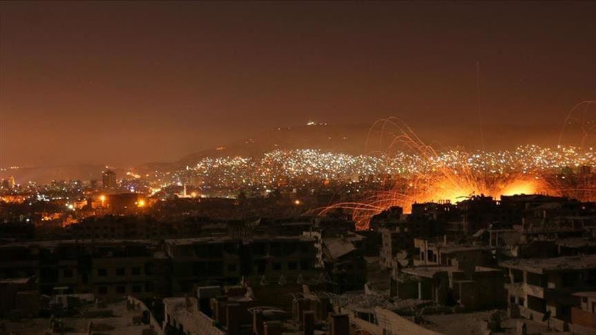 النظام السوري: دفاعاتنا الجوية تتصدى لـ"أهداف معادية" بسماء دمشق