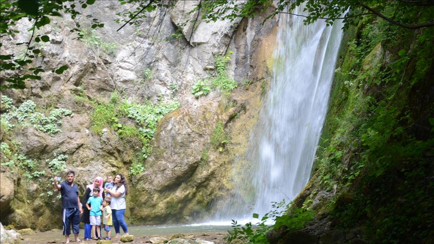 آبشار پویراجیک؛ جاذبه گردشگری طبیعت کاستامونو