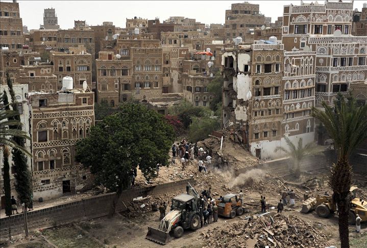Houthi di Yaman minta bantuan penyelamatan Kota Sanaa 