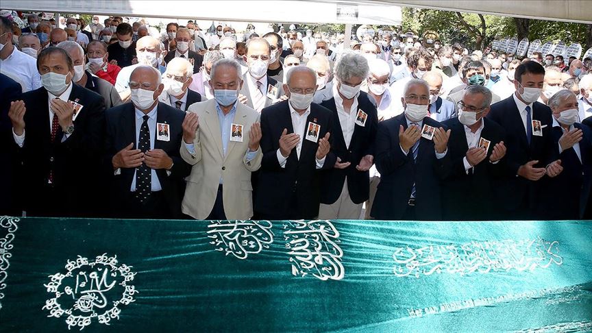 Kılıçdaroğlu iş insanı Murtaza Çelikel'in cenaze törenine katıldı