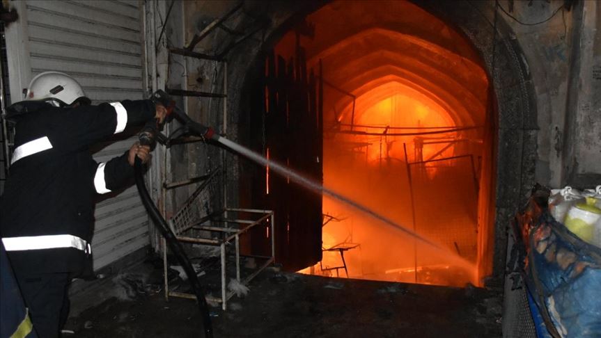 Incendio estalla en bazar en el noreste de Emiratos Árabes Unidos