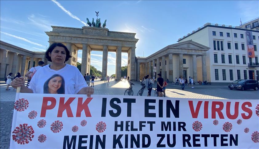 Gjermani, nëna vazhdon protestën për vajzën e saj të rrëmbyer nga PKK-ja 