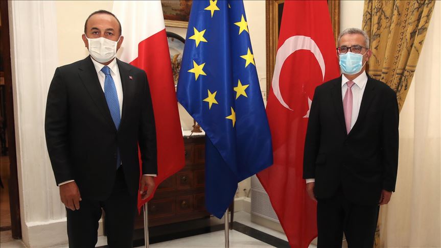 Главы МИД Турции и Мальты посетят Ливию