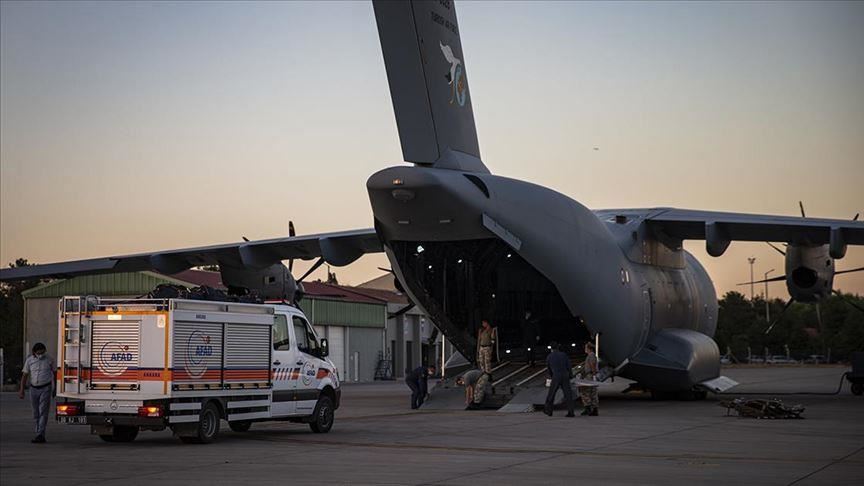 طائرة مساعدات تركية تقلع من أنقرة إلى لبنان 