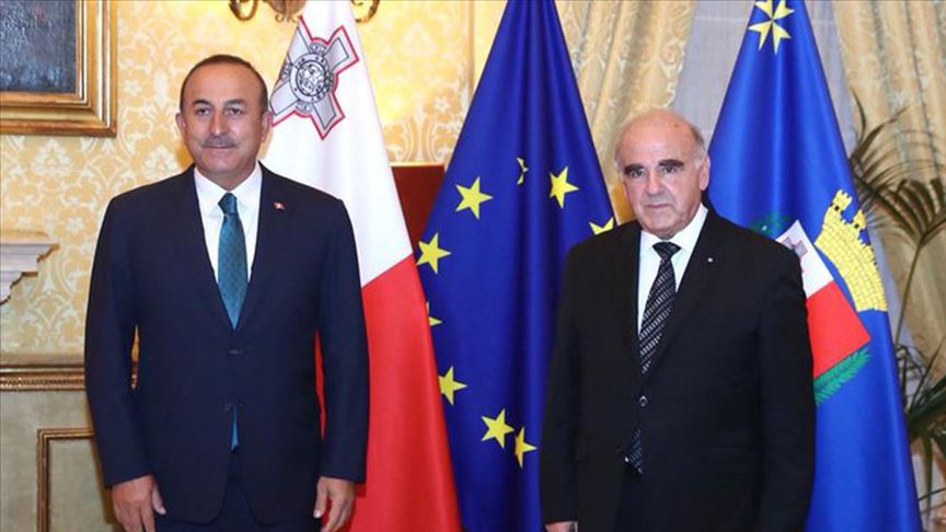 Dışişleri Bakanı Çavuşoğlu, Malta Cumhurbaşkanı Vella ile bir araya geldi