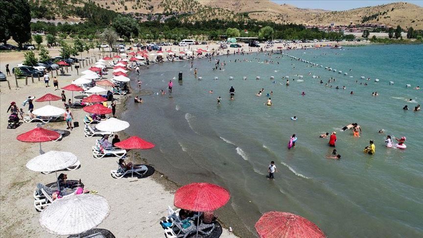 Lake Hazar in Turkey’s east attracts holidaymakers