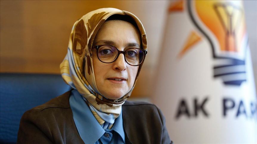 Ak Parti Li Kadinlar Abdurrahman Dilipak Hakkinda 81 Ilde Suc Duyurusunda Bulunacak