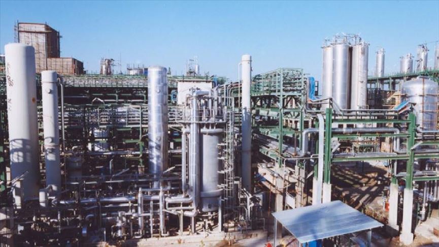 Iran moves from oil to petrochemicals in export