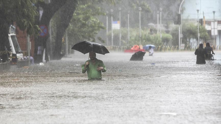 Floods bring further misery to India amid pandemic