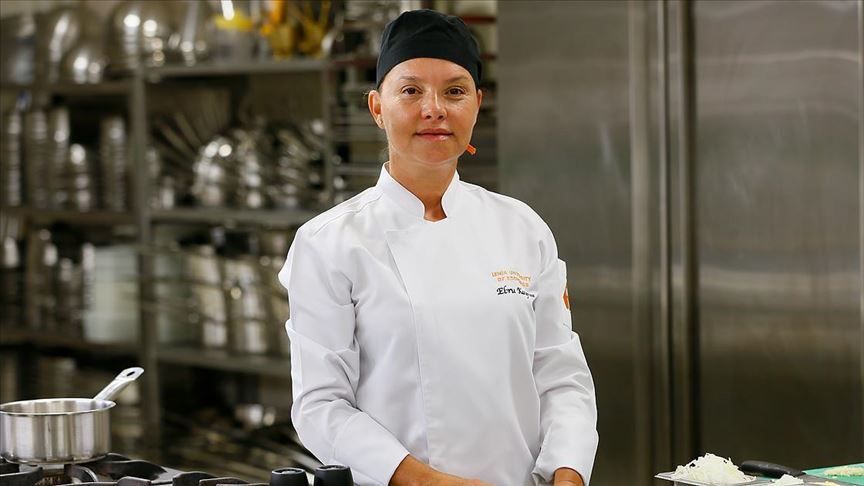 Yaslisin Diyerek Dershaneye Almadiklari Ogrenci Universiteden Yuksek Serefle Mezun Oldu