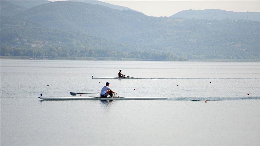 Kürekte olimpiyat hedefi Kovid-19 salgınına rağmen şaşmadı