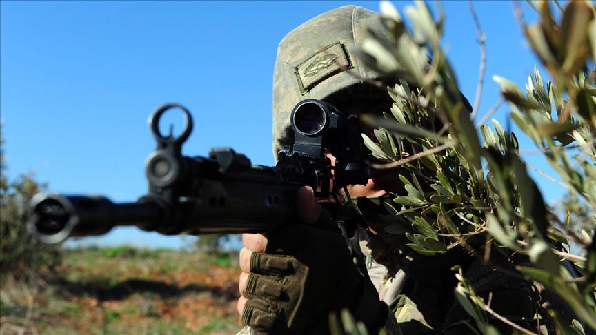 Turkish forces arrest 21 YPG/PKK terrorists in N.Syria