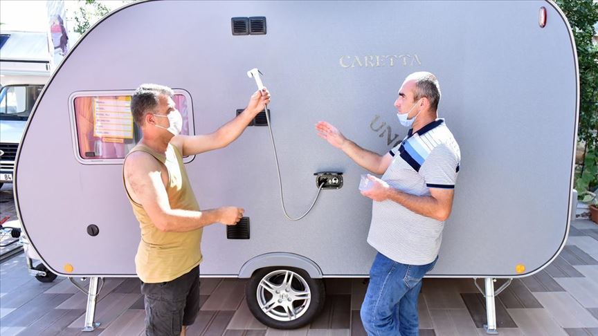 İzole tatile yöneliş çekme karavan satışlarını artırdı