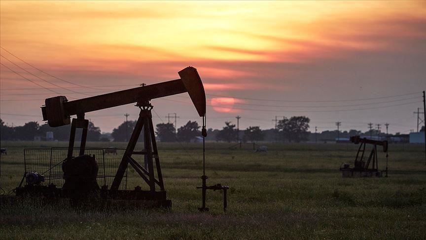 Brent oil $45 a barrel as markets await US relief bill