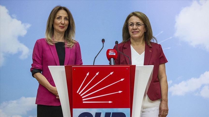 Chp Kadin Kollarinda Devir Teslim
