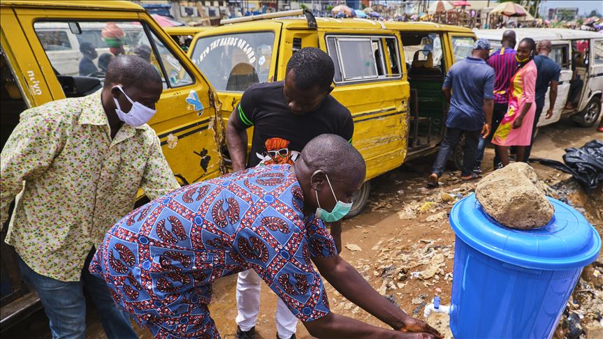Nigeria nears grim figure of 1,000 virus fatalities