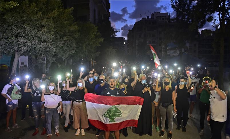 فرنسا تدعو إلى تشكيل حكومة في لبنان "بسرعة"