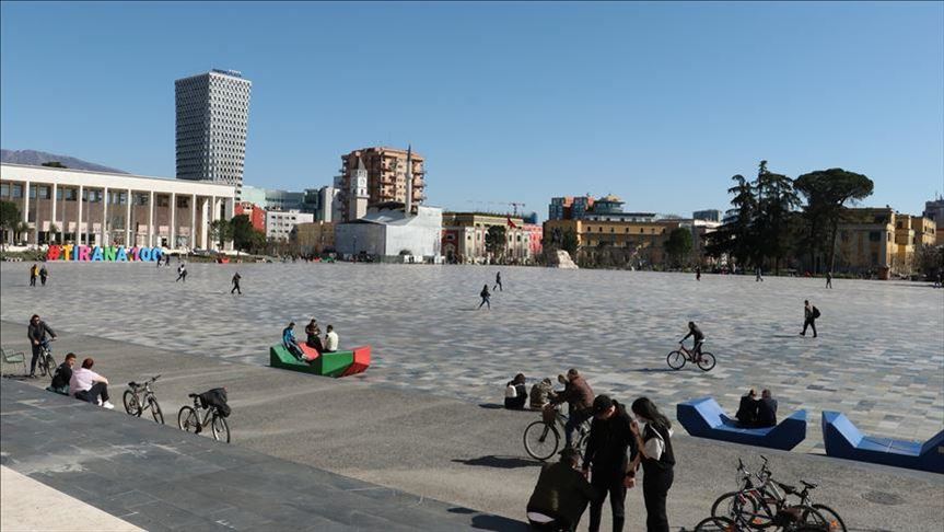 Shqipëri, 3 të vdekur dhe 141 raste të reja me COVID-19 