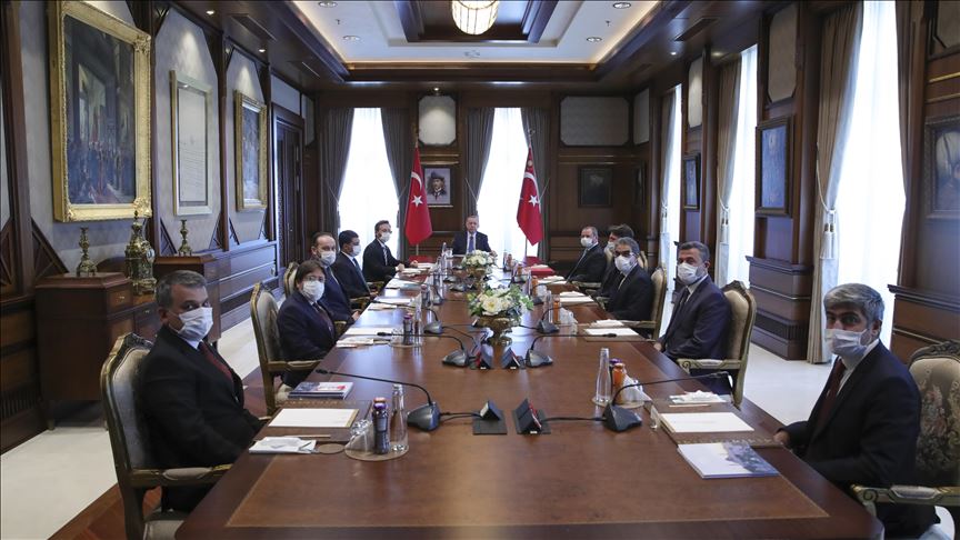 Президент Турции принял членов правления агентства "Анадолу"