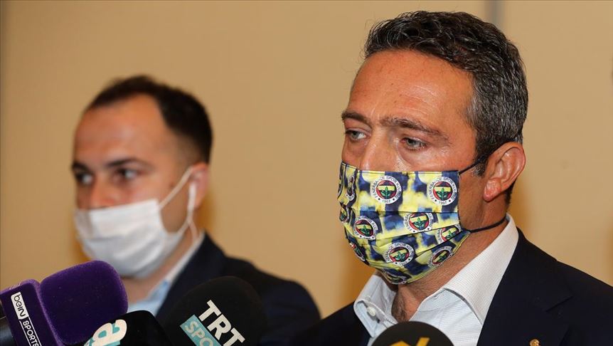 ali koc koseye sikistirilmis vaziyetteyiz