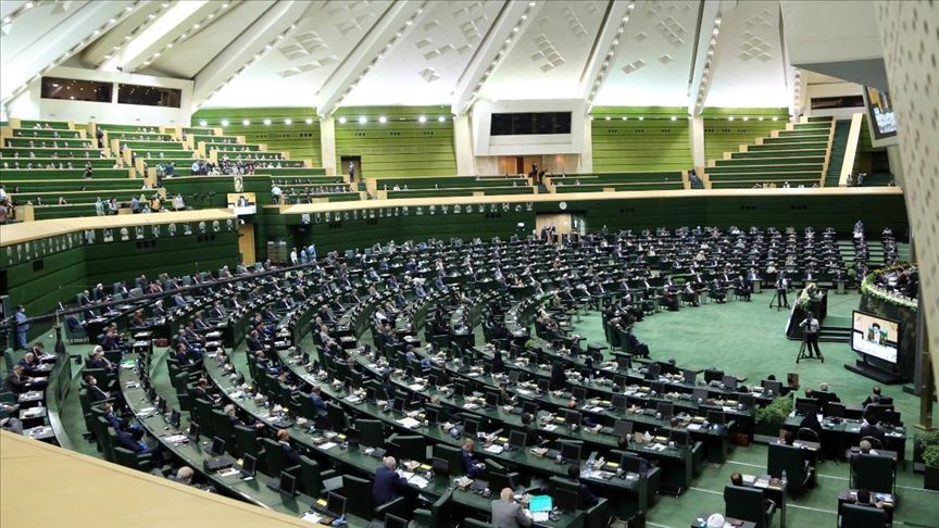 Parlamento iraní no da voto de confianza al candidato del presidente al Ministerio de Industria