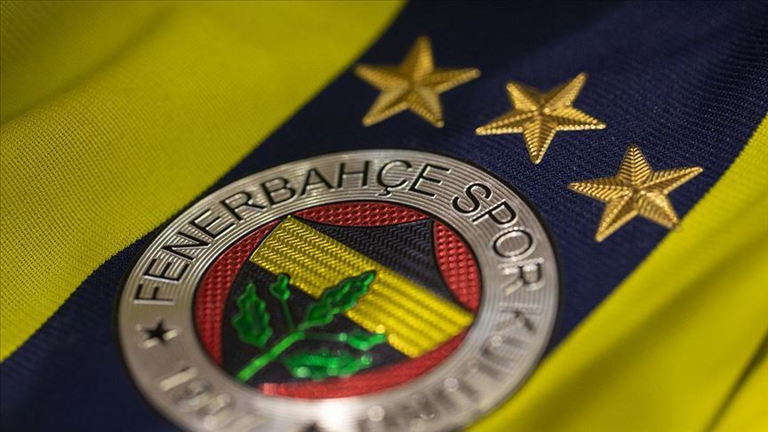 Fenerbahçe'de 1'i futbolcu 2 kişinin Kovid-19 testi pozitif çıktı