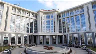 Türkiye'de Kovid-19'u yenenlerin sayısı 228 bin 57'ye çıktı