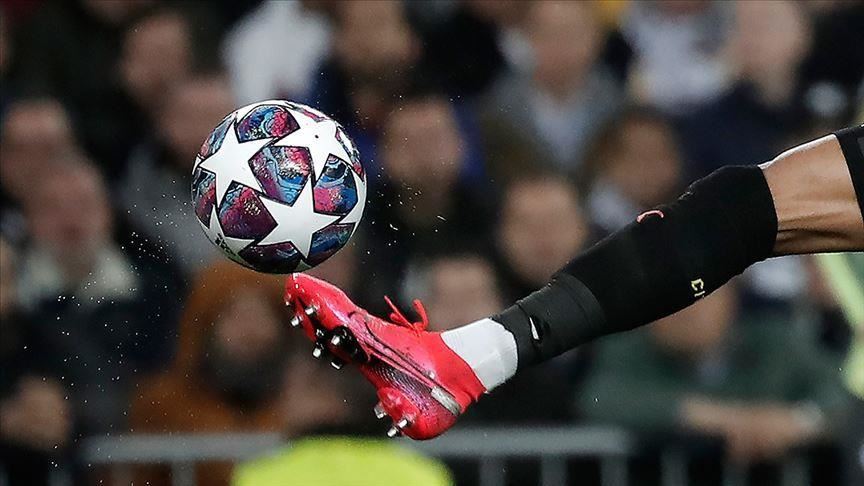 Brave Lyon beat Man City to make Champions League semis