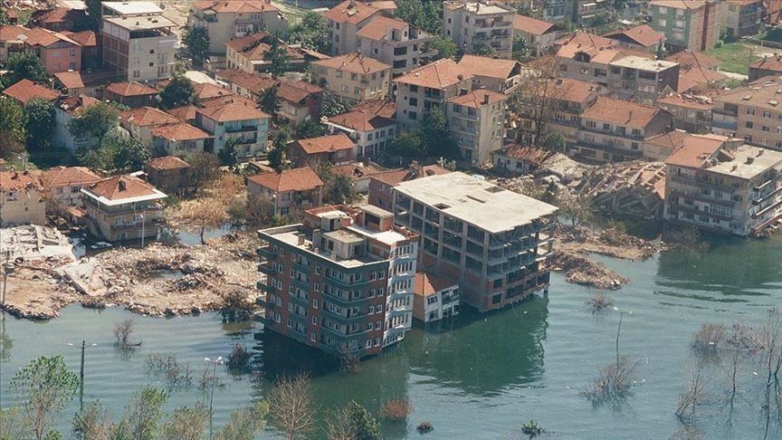Turkey marks 21st anniversary of Marmara earthquake
