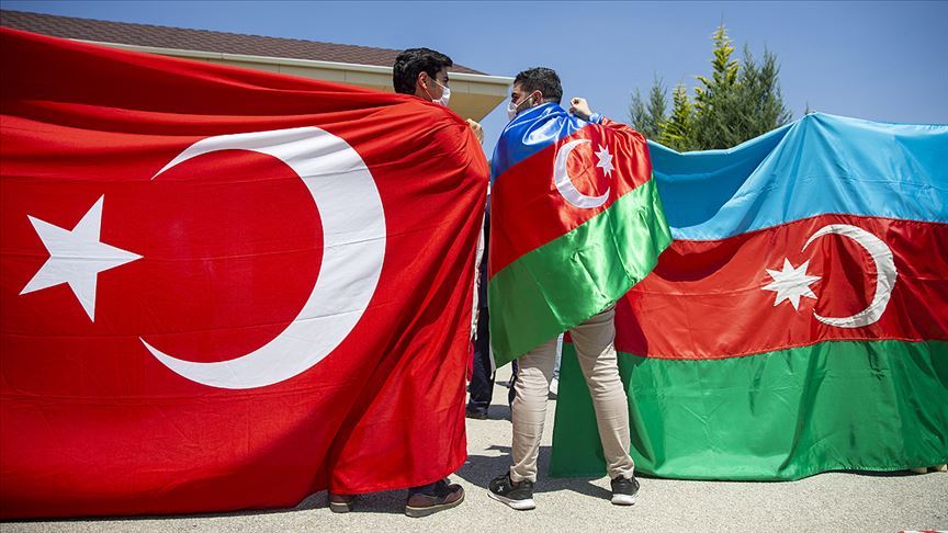 Türkiye ve Azerbaycan'ın tarihi dostluğu 'Altın Tren'le anlatılacak
