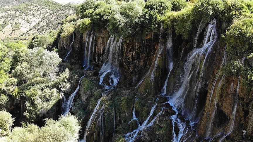 Sıcaktan bunalanların adresi: Girlevik Şelalesi