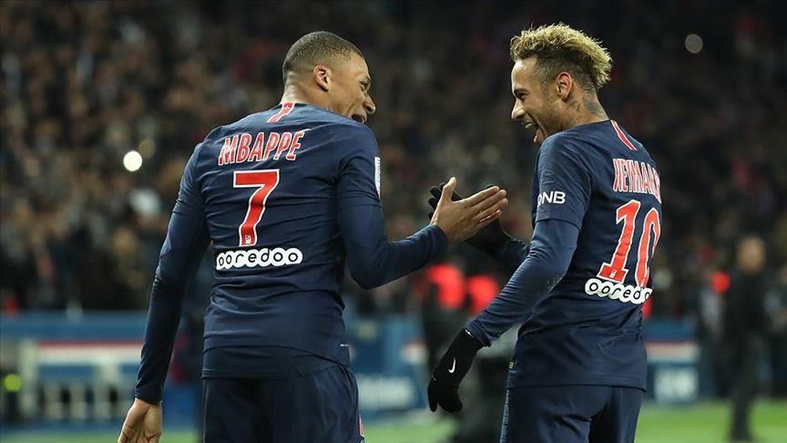 Paris Saint-Germain qualify for Champions League final
