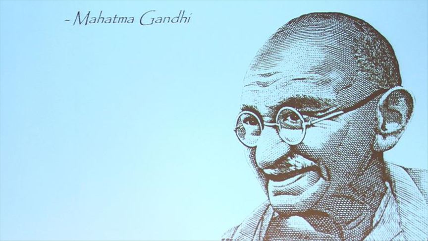 Gandhi glasses fetch $340,000 in UK auction