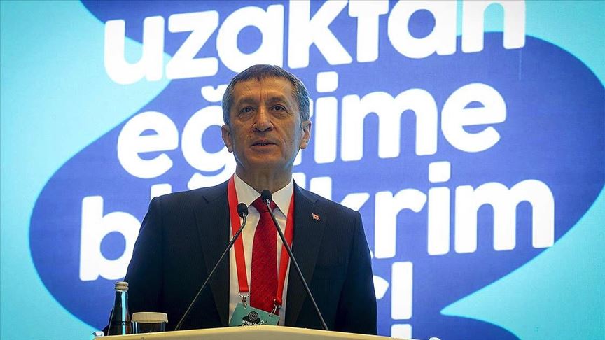 MEB 'Uzaktan Eğitime Bir Fikrim Var' uygulamasını başlattı