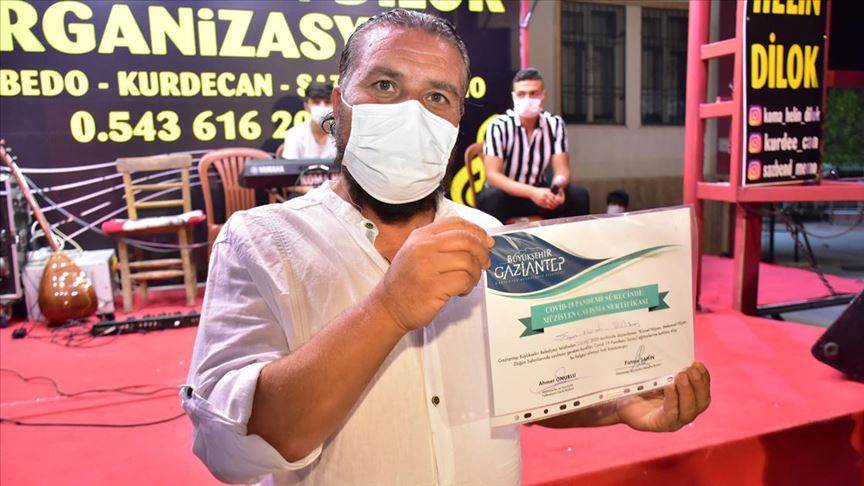 Gaziantep'te düğünlerde 'hijyen eğitimi sertifikalı' müzisyen dönemi başladı