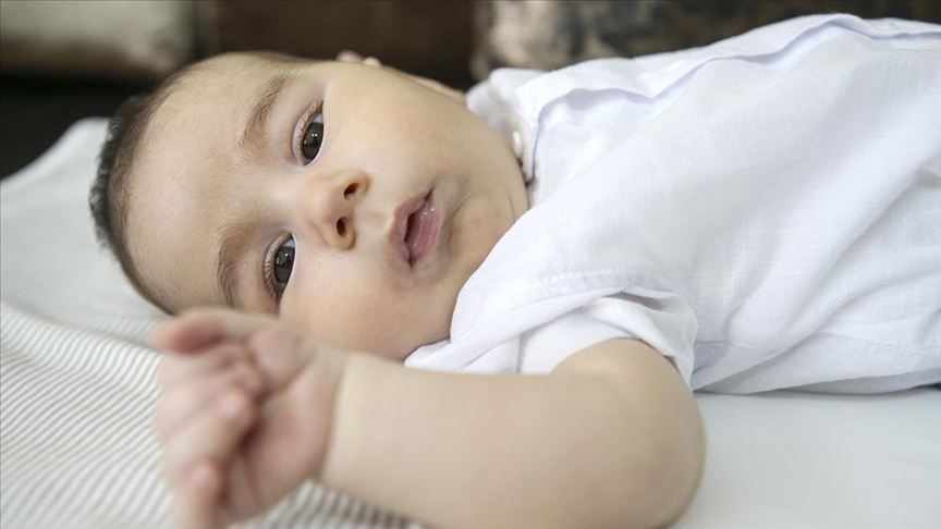 sma hastasi minik muhammed in yasama tutunmasinda tek umut gen terapisi