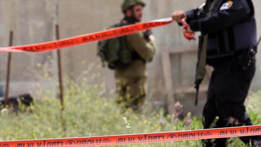 Israeli killed in knife attack in central Israel