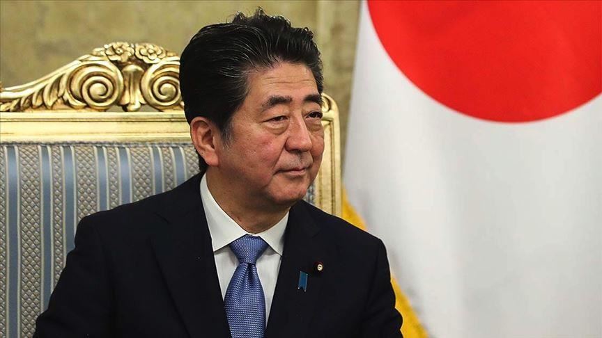 Japanese premier steps down over health concerns
