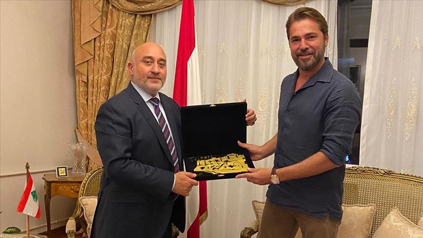 أرطغرل يتضامن مع ضحايا مرفأ بيروت