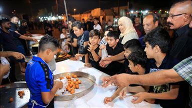 Los musulmanes se preparan para celebrar el Día de Ashura