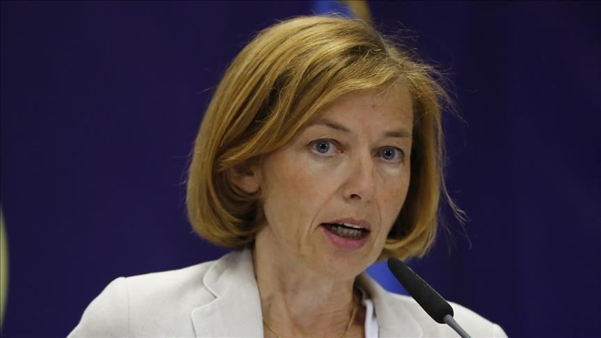 La France pour une « transition » rapide au Mali