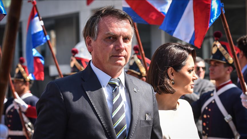 Bolsonaro afirma que nadie está obligado a recibir una vacuna contra la COVID-19