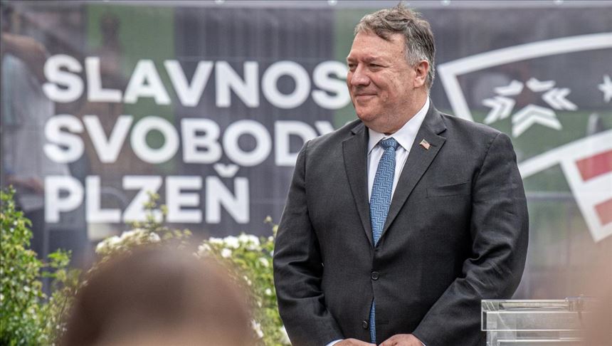 Pompeo califica el indulto otorgado por Maduro a opositores venezolanos como 'una farsa'