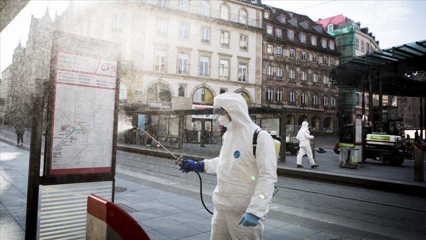 فرنسا تعيد إغلاق 22 مدرسة بسبب تفشي كورونا