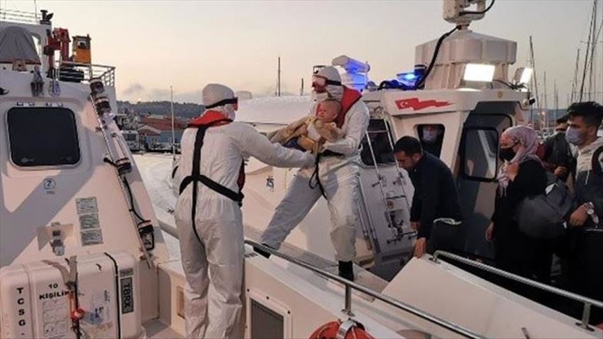 گارد ساحلی ترکیه 179 پناهجوی رانده شده از آبهای یونان را از خطر مرگ نجات داد